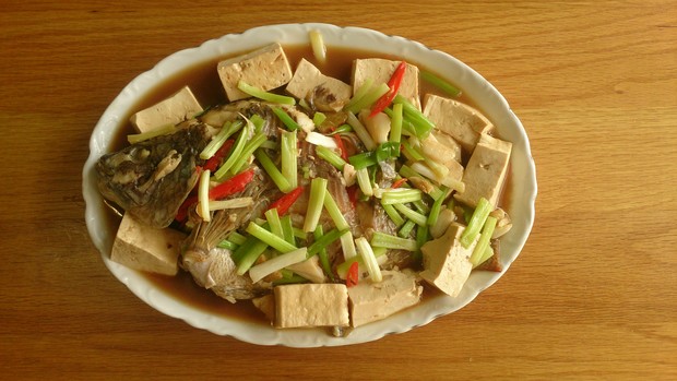 第一道，「豆腐燒魚」